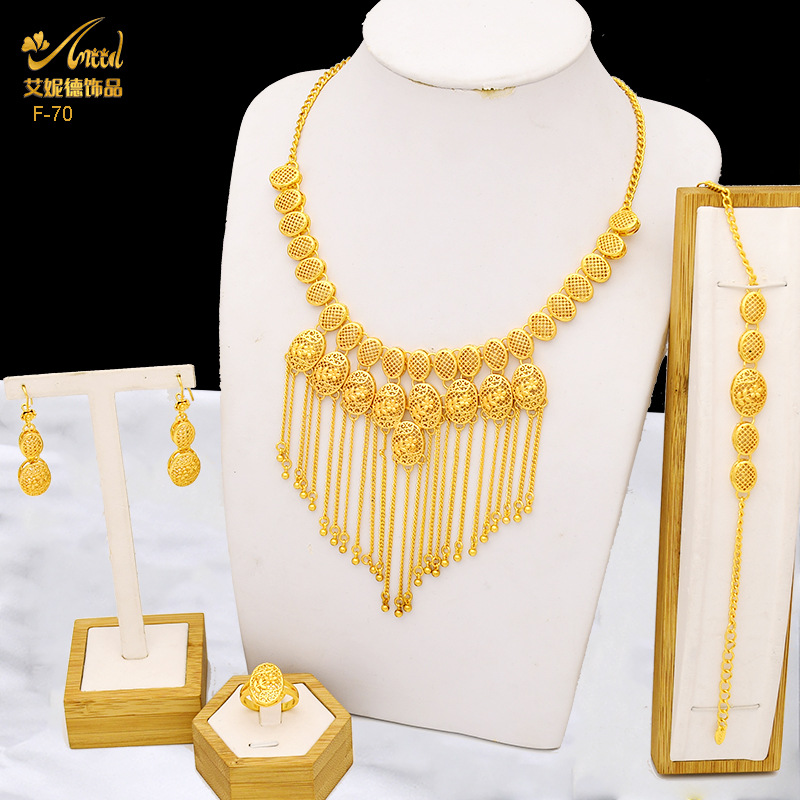 Wedding Women Heart Tassel 4-P - Coordinates Bracelet ulasan dan harga