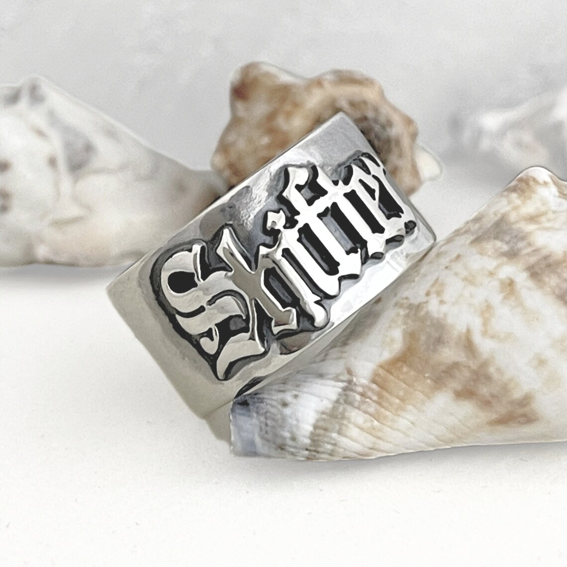 12MM Men' Gothic Rings Persona - Initial Ring Custom ulasan dan harga